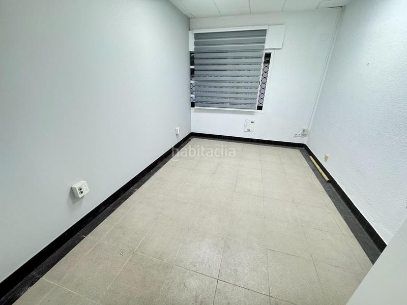 Foto d5125683-99e0-45a3-a6c4-c7ff05ca08d2. Local commercial dans Centro - Doña Mercedes Dos Hermanas