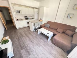 Apartament a Calle de velázquez 11. Apartamento en bda. la polvora