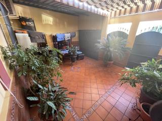 Maison jumelée  Calle de ataúlfo argenta 41. Magnífica casa en la zona de huerta sola