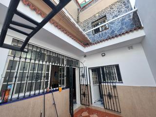 Casa  Calle de la cabrera. Fantástica casa de planta baja en urb. las ganchozas
