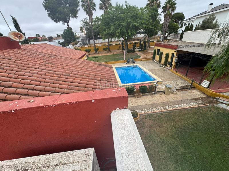 Foto 477e0b66-03d1-4d2b-98a3-02992a85380e. Xalet amb calefacció aparcament piscina a Oromana Alcalá de Guadaira