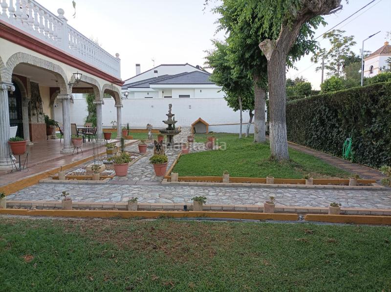 Foto 520d2f16-20d9-4fa1-9f5f-160e5fcdf52c. Xalet amb calefacció aparcament piscina a Oromana Alcalá de Guadaira