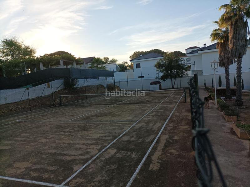 Foto a57ad363-5e2d-4406-bdc6-787f8b52c344. Xalet amb calefacció aparcament piscina a Oromana Alcalá de Guadaira