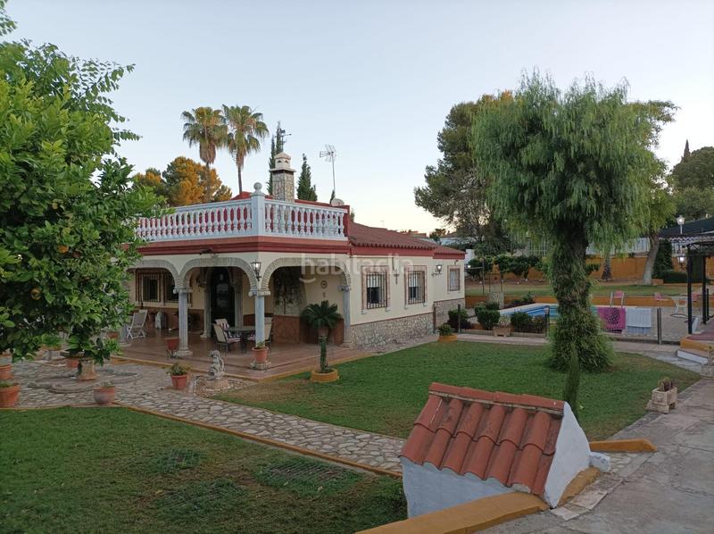 Foto b4cbb9ed-7402-4968-9f30-641f892cf764. Xalet amb calefacció aparcament piscina a Oromana Alcalá de Guadaira