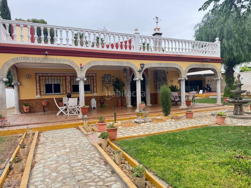 Foto ce419846-7fd8-4f64-a2e1-b6844b32b924. Xalet amb calefacció aparcament piscina a Oromana Alcalá de Guadaira