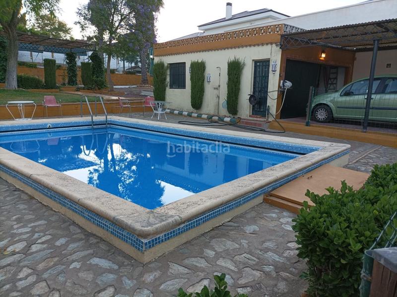 Foto d01aa8b9-2280-40a3-8247-751a822960da. Xalet amb calefacció aparcament piscina a Oromana Alcalá de Guadaira