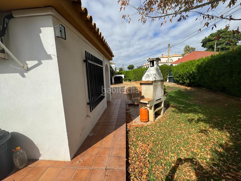 Foto 1669593a-4f23-4146-8e28-1a4eaabc515d. Xalet amb calefacció aparcament piscina a Oromana Alcalá de Guadaira