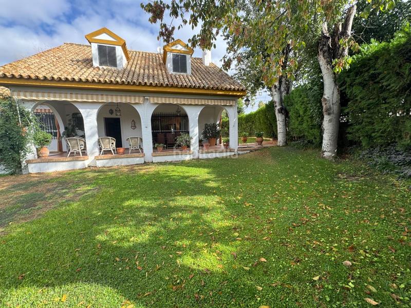 Foto 6c1e4439-e7fd-4e13-a936-3a0212e4025f. Xalet amb calefacció aparcament piscina a Oromana Alcalá de Guadaira