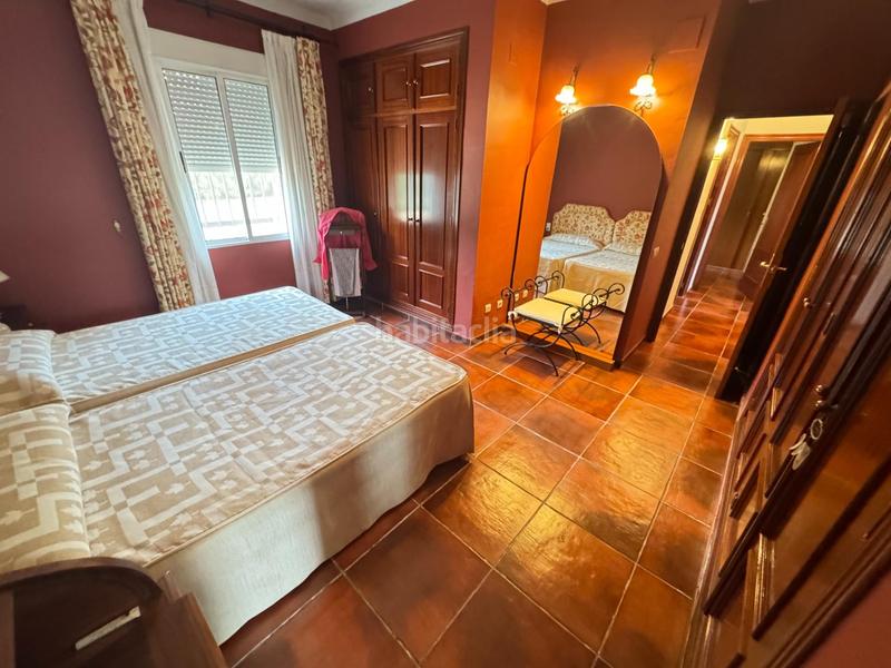 Foto 7e07cb40-c621-4ea0-8718-05dbfc0f2765. Xalet amb calefacció aparcament piscina a Oromana Alcalá de Guadaira