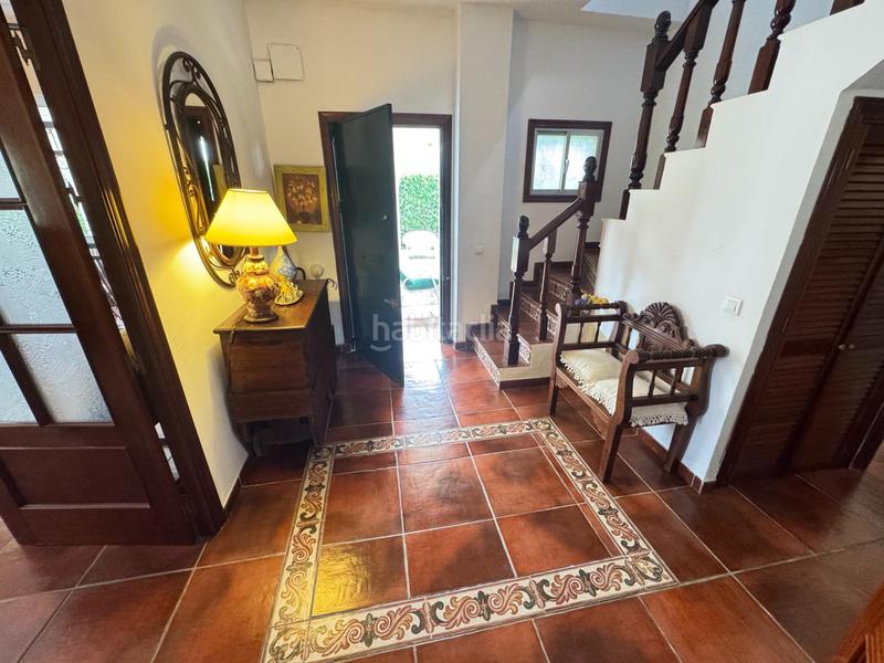 Foto ac77a922-68e1-4e96-bf60-2cbac66acf7c. Xalet amb calefacció aparcament piscina a Oromana Alcalá de Guadaira