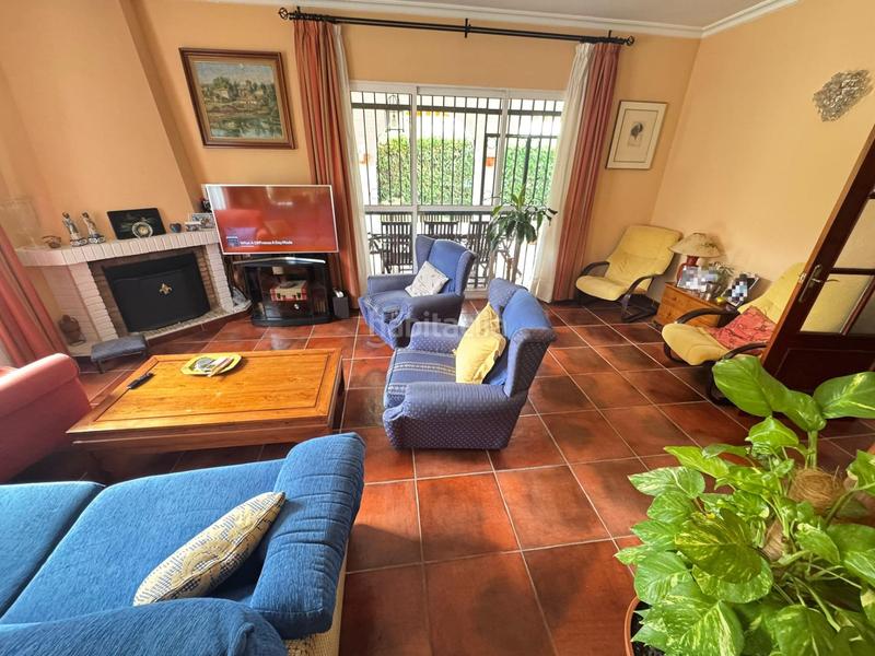 Foto db9fb78a-09b1-404b-87db-07583bded714. Xalet amb calefacció aparcament piscina a Oromana Alcalá de Guadaira