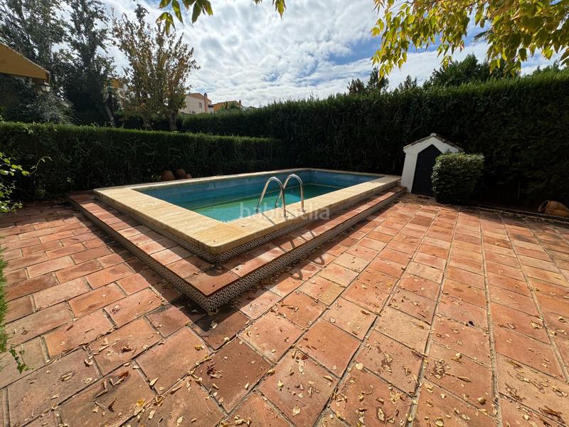 Foto e86255b9-ee1e-4a5a-a4a0-6d5cd118d67a. Xalet amb calefacció aparcament piscina a Oromana Alcalá de Guadaira