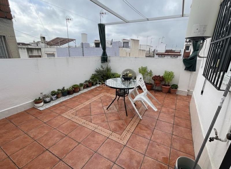 Foto 5e61e190-0283-4064-a15d-93c71de02bf4. House in calle de las bordadoras 26 in Centro - Doña Mercedes Dos Hermanas