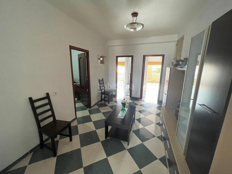 Foto 66c5fcc8-ed96-46c5-b16b-f20307672f1d. House in calle de las bordadoras 26 in Centro - Doña Mercedes Dos Hermanas