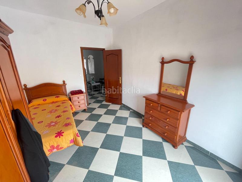 Foto 69050ca6-94cd-4e37-beb0-bb3178100891. House in calle de las bordadoras 26 in Centro - Doña Mercedes Dos Hermanas