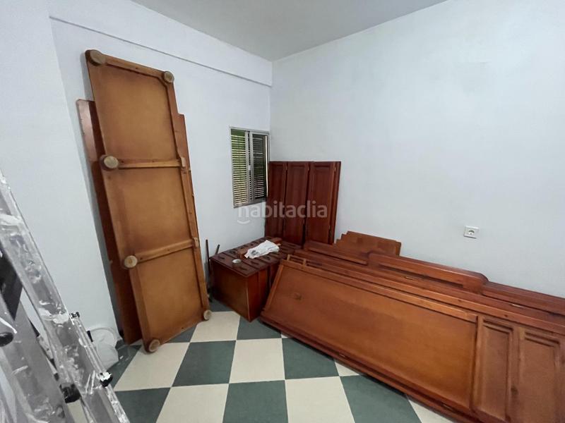 Foto 6a4b3d33-aa59-4842-b7ac-1ed820df3635. House in calle de las bordadoras 26 in Centro - Doña Mercedes Dos Hermanas