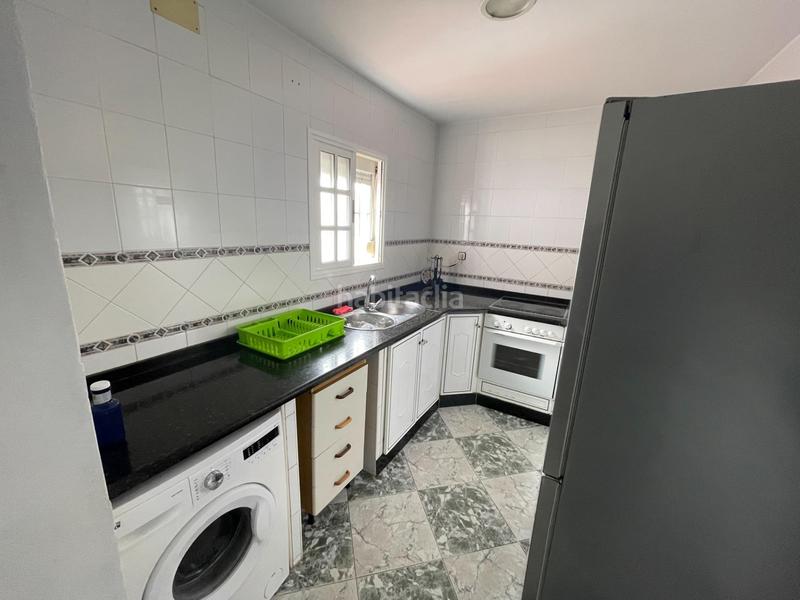 Foto 7ab8ed03-8d2c-419d-ae1b-56fe789a921d. House in calle de las bordadoras 26 in Centro - Doña Mercedes Dos Hermanas