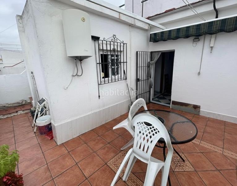 Foto a24d8999-1852-41b0-b9a1-9a075f52c598. House in calle de las bordadoras 26 in Centro - Doña Mercedes Dos Hermanas