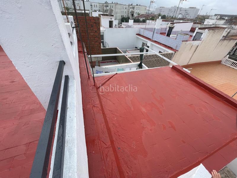 Foto d85e4945-09bc-4aec-b4e8-618e781d0f6f. House in calle de las bordadoras 26 in Centro - Doña Mercedes Dos Hermanas