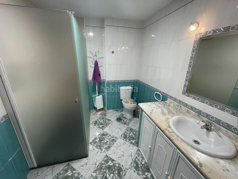 Foto d8e55569-769e-492e-b278-9d80283727a3. House in calle de las bordadoras 26 in Centro - Doña Mercedes Dos Hermanas