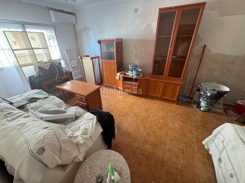 Foto 17b4655a-8c66-48a5-bf82-64f24607c6f9. Piso magnífico piso en la zona del chaparral en Centro - Doña Mercedes Dos Hermanas