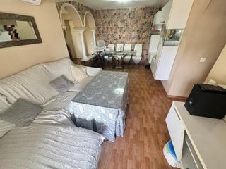 Pis  Ciudad blanca. Estupendo piso totalmente reformado en bda. de ciudad blanca