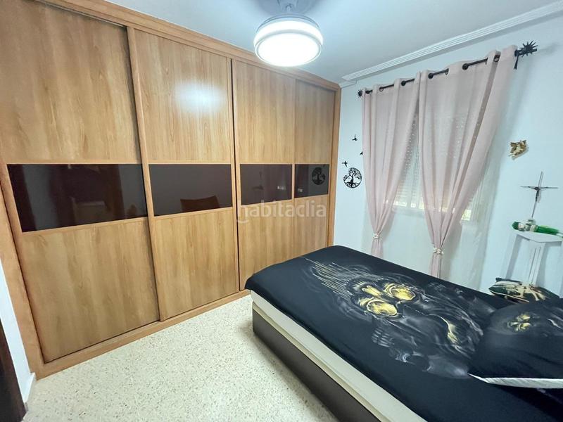 Foto 6f47b83d-9d9c-4c96-b128-0a6a8a821d65. Piso estupendo piso este en colores - entreparques Sevilla