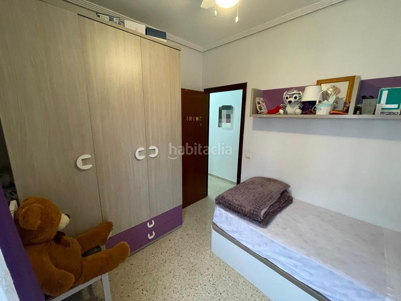 Foto edfe8584-617a-47ce-9c8f-1a1c10d1b236. Piso estupendo piso este en colores - entreparques Sevilla