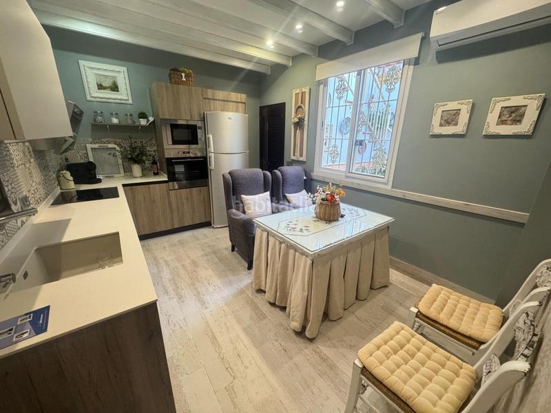 Foto 299ad3fd-de6a-401c-9c8b-85a7516c2080. Haus mit heizung parking in El Arenal - La Pólvora Dos Hermanas