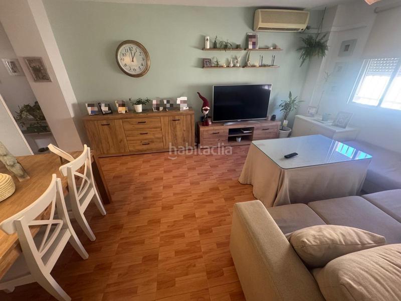 Foto bd480104-9ad9-4acf-adc4-9cfe91280c73. Pis amb calefacció aparcament piscina a Arco Norte - Avda España Dos Hermanas