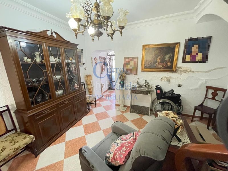 Foto a0d09916-3516-40eb-b4e9-6dbe79725056. Casa a Centro - Doña Mercedes Dos Hermanas