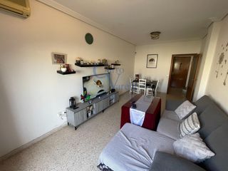 Pis  Plaza de dolores ibárruri 'la pasionaria'. Espectacular piso en calle dolores ibárruri