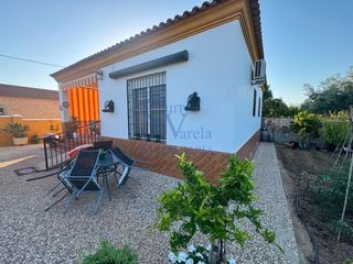 Masia a Arco Norte - Avda España. Magnífica parcela en urb. casquero