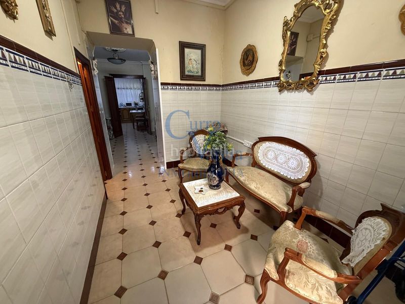 Foto f79c0ae6-a76d-4f2f-86f8-7772f1914ad0. Casa a Centro - Doña Mercedes Dos Hermanas