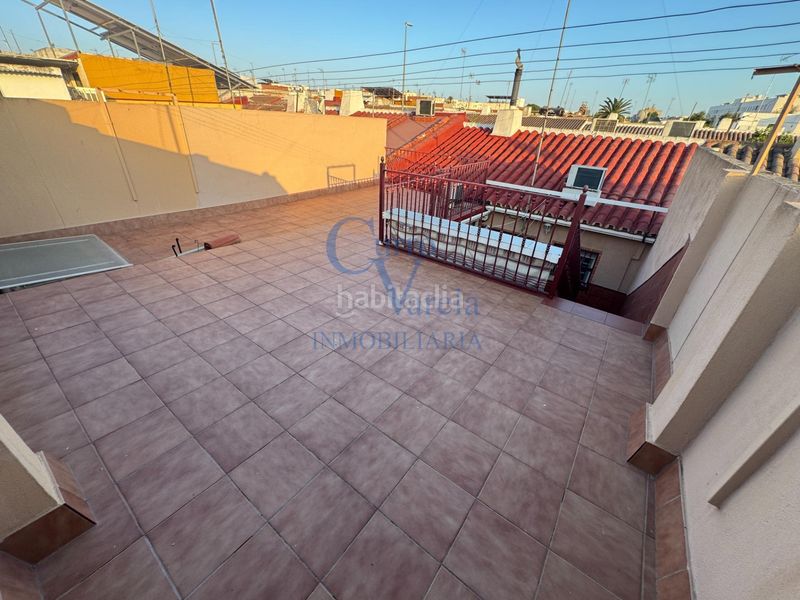 Foto f3a17aef-d082-4908-8a6d-141ed56ea330. Casa a Centro - Doña Mercedes Dos Hermanas