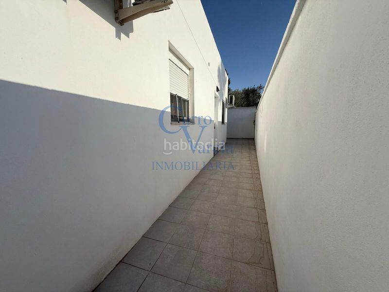 Foto 45226be2-2365-4223-8ecf-a312031ea82e. Masia amb calefacció aparcament piscina a La Hacienda - Nueva Andalucía Dos Hermanas