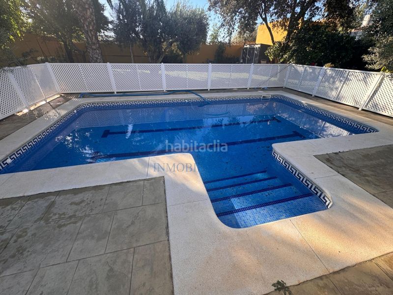Foto ec4ceca6-2178-4ef6-afa0-5e42dde47362. Masia amb calefacció aparcament piscina a La Hacienda - Nueva Andalucía Dos Hermanas