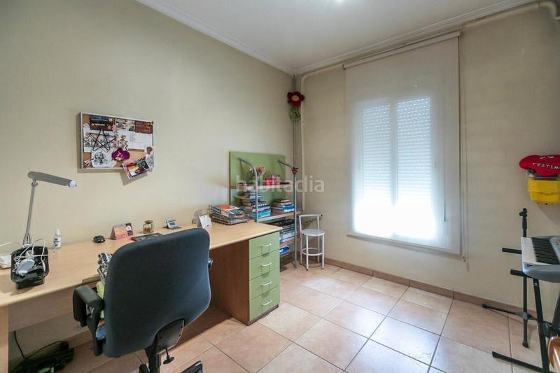 Foto 4cf3adcd-3cef-47cf-aaf9-69e20ee4043a. Casa amb calefacció a Creu Alta Sabadell