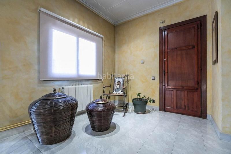 Foto ad4a74b0-9136-44b7-9509-3dd6f5664103. Casa amb calefacció a Creu Alta Sabadell