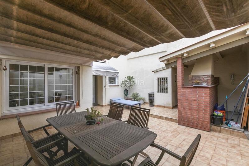 Foto c1d1cb94-b87f-449f-bef1-3759749ef9aa. Casa amb calefacció a Creu Alta Sabadell