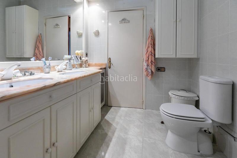 Foto f592c9ab-0d44-4680-960f-614f1f2ed47e. Casa amb calefacció a Creu Alta Sabadell