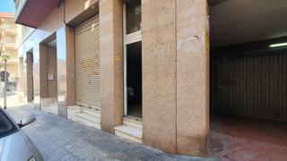 Local commercial à Catalunya - Fontetes. Local comercial en cerdanyola del vallès