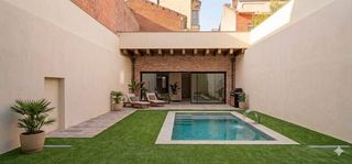Ground floor in Creu de Barberà. Planta baja de obra nueva en el eixample