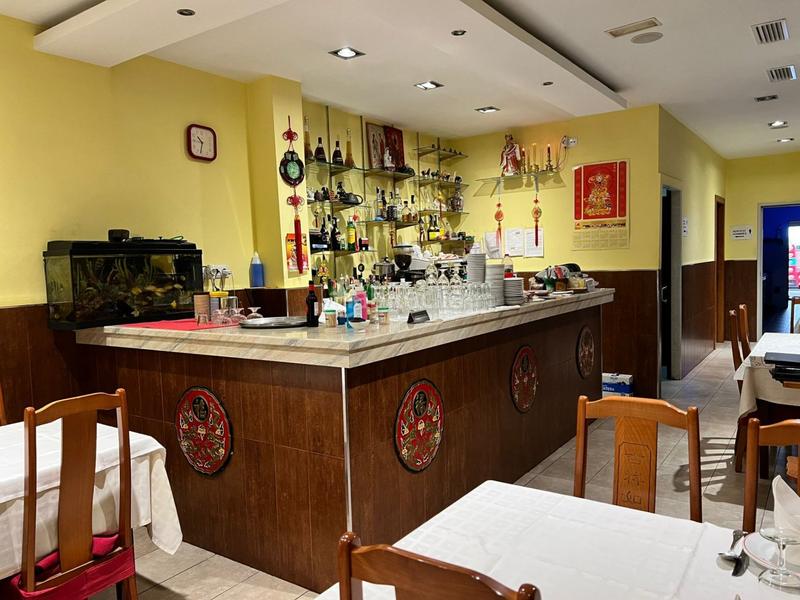 Foto faff8a66-d621-4c85-ba12-4b19e1afad98. Traspàs local comercial a Creu Alta Sabadell