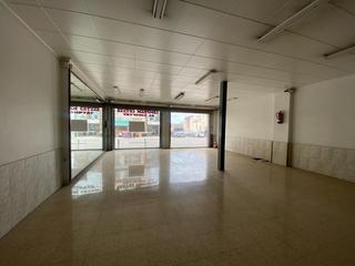 Lloguer Local Comercial a Creu de Barberà. Oportunidadlocal en la creu de barberà apto para cualquier negoc