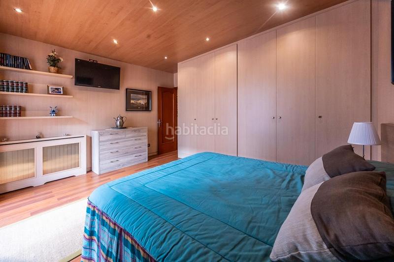 Foto b4d194cd-5e3b-4ab1-a7a3-67e4e618e95a. Maison avec parking dans Centre Sabadell