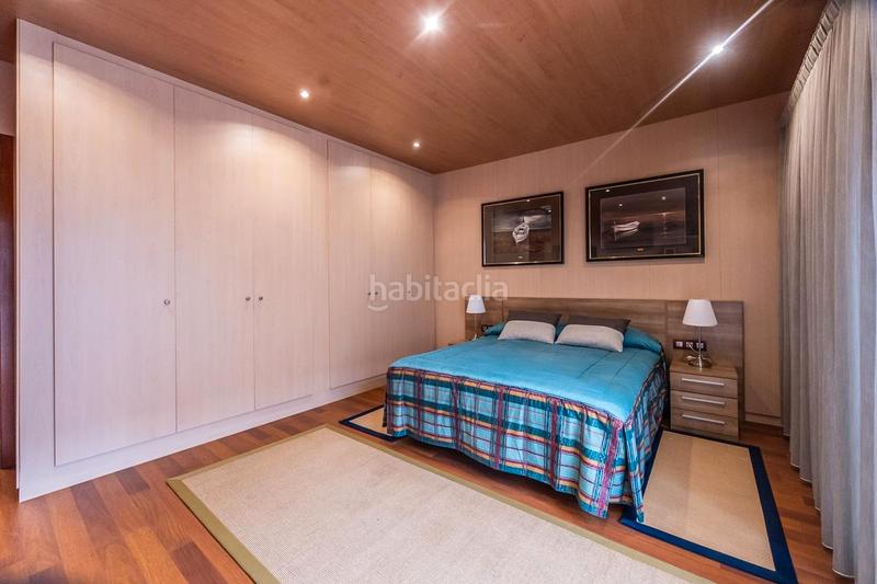 Foto cca6fd26-9ea7-49a4-b37c-a641c7ca4efa. Maison avec parking dans Centre Sabadell