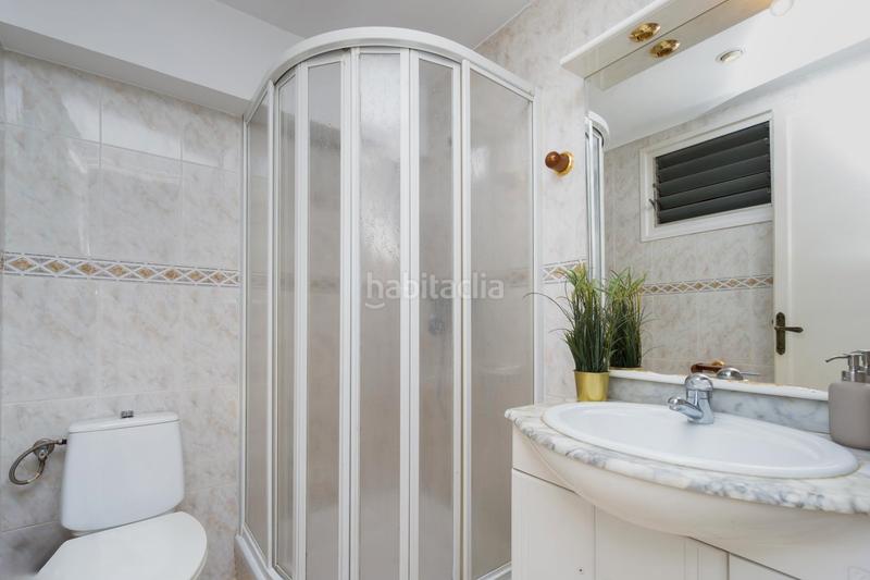Foto 3d5a1ff5-f9a0-46c0-8be4-ec502ee953d9. Haus mit heizung parking in Hostafrancs Sabadell
