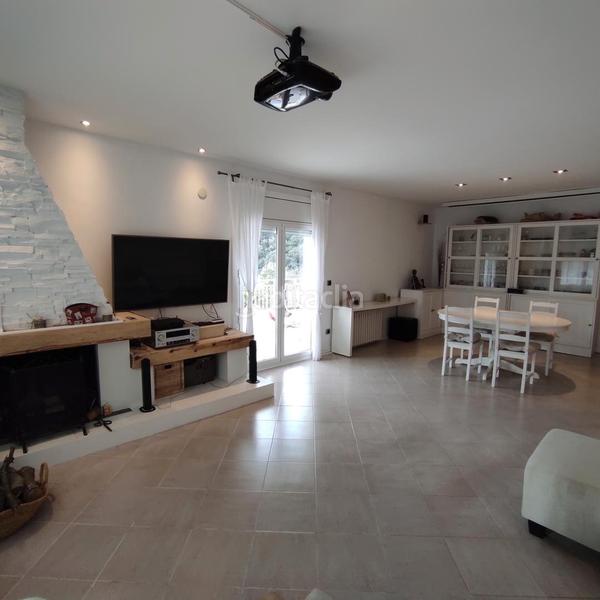 Foto e0f5af0f-f8e7-4c06-80f3-c785b163fe5f. Chalet torre con piscina en can font, en Can Font-Ca n'Avellaneda Castellar del Vallès