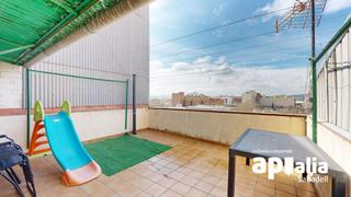 Maison à La Romànica. Casa adosada ideal para dos familias con garaje en barberà del v